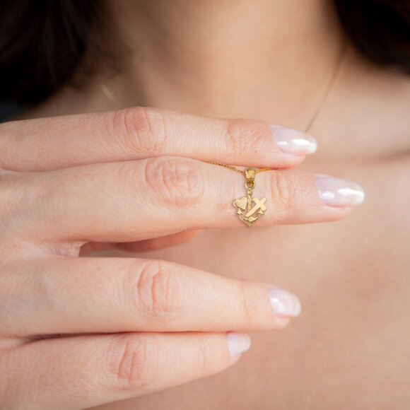 Solid 14k Gold Hope Faith Love Pendant - Heart Anchor and Cross Pendant - Picture 2 of 5